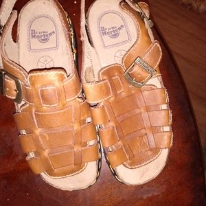 Nwot dr martens sz 8 womens sandal